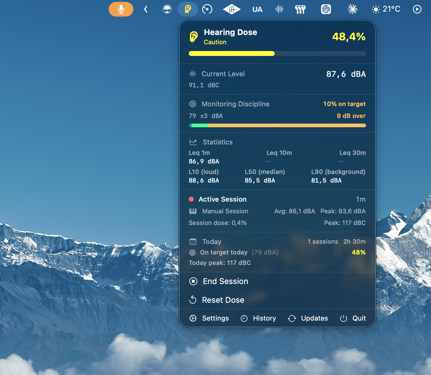 Audita menu bar popover — Caution dose level (yellow) with monitoring discipline gauge